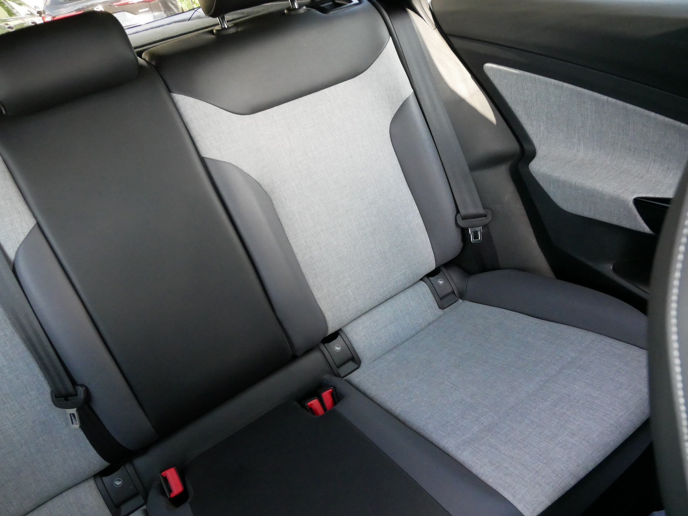 Certified 2024 Volkswagen ID.4 2WD image 14