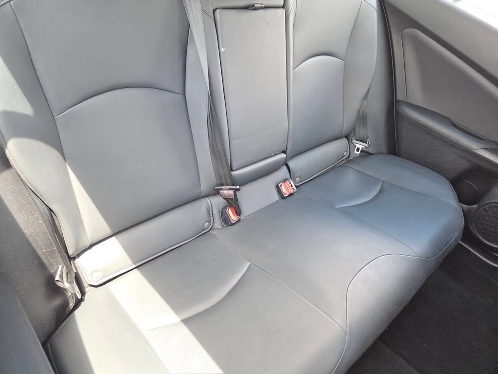 Used 2019 Toyota Prius XLE AWD/4WD image 31