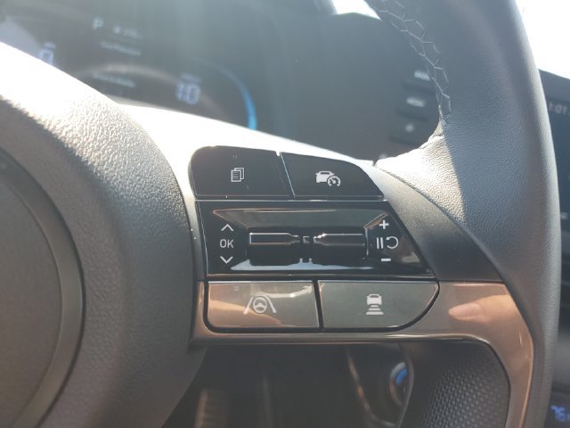 Certified 2026 Hyundai Elantra SEL Sport Premium FWD image 22