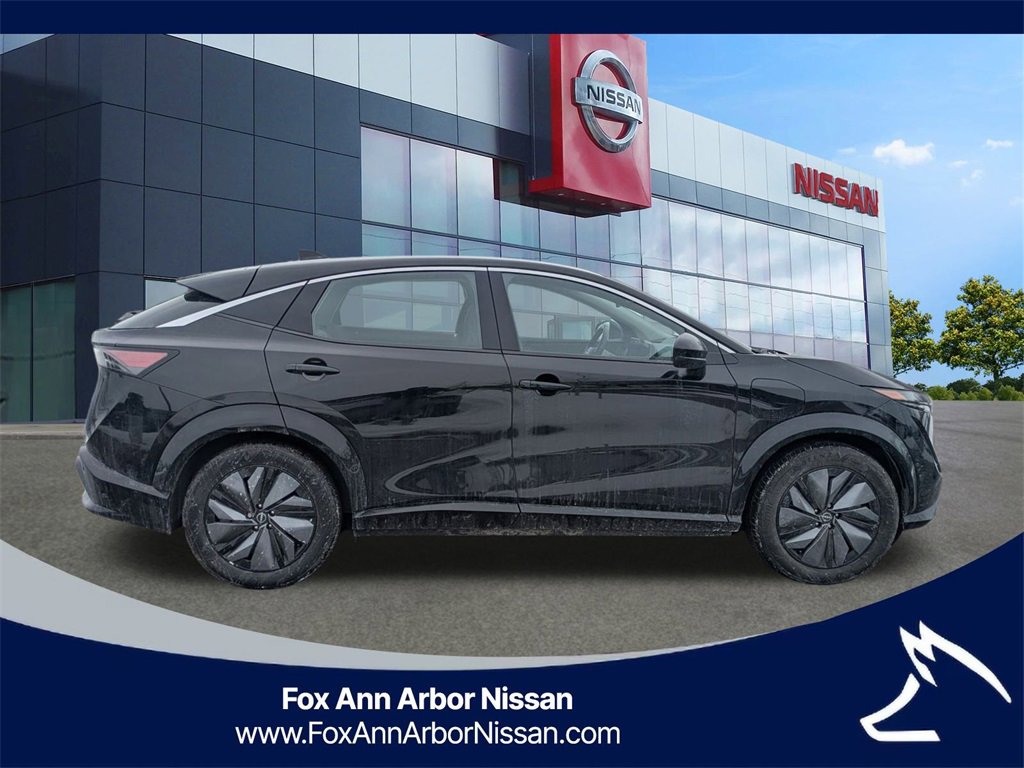 Used 2023 Nissan Ariya FWD image 6