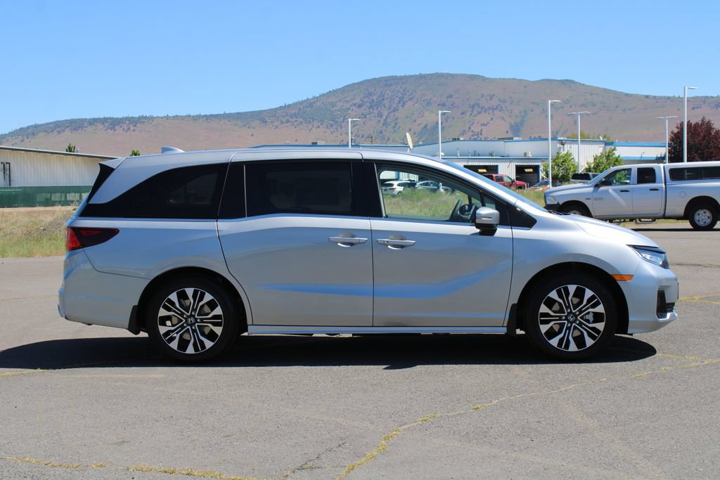 New 2026 Honda Odyssey Elite image 7