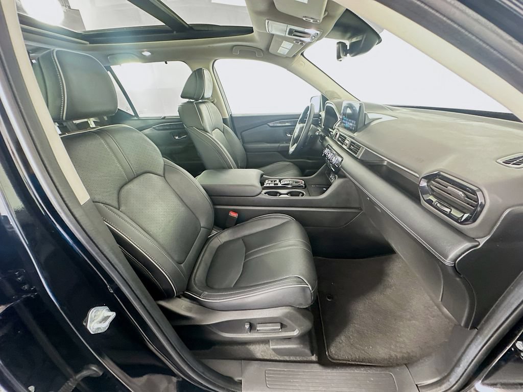 Certified 2023 Honda Pilot Elite image 29
