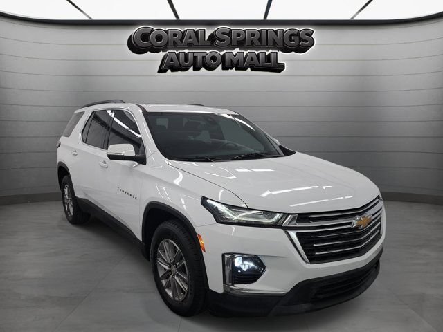 Used 2023 Chevrolet Traverse LT FWD image 1