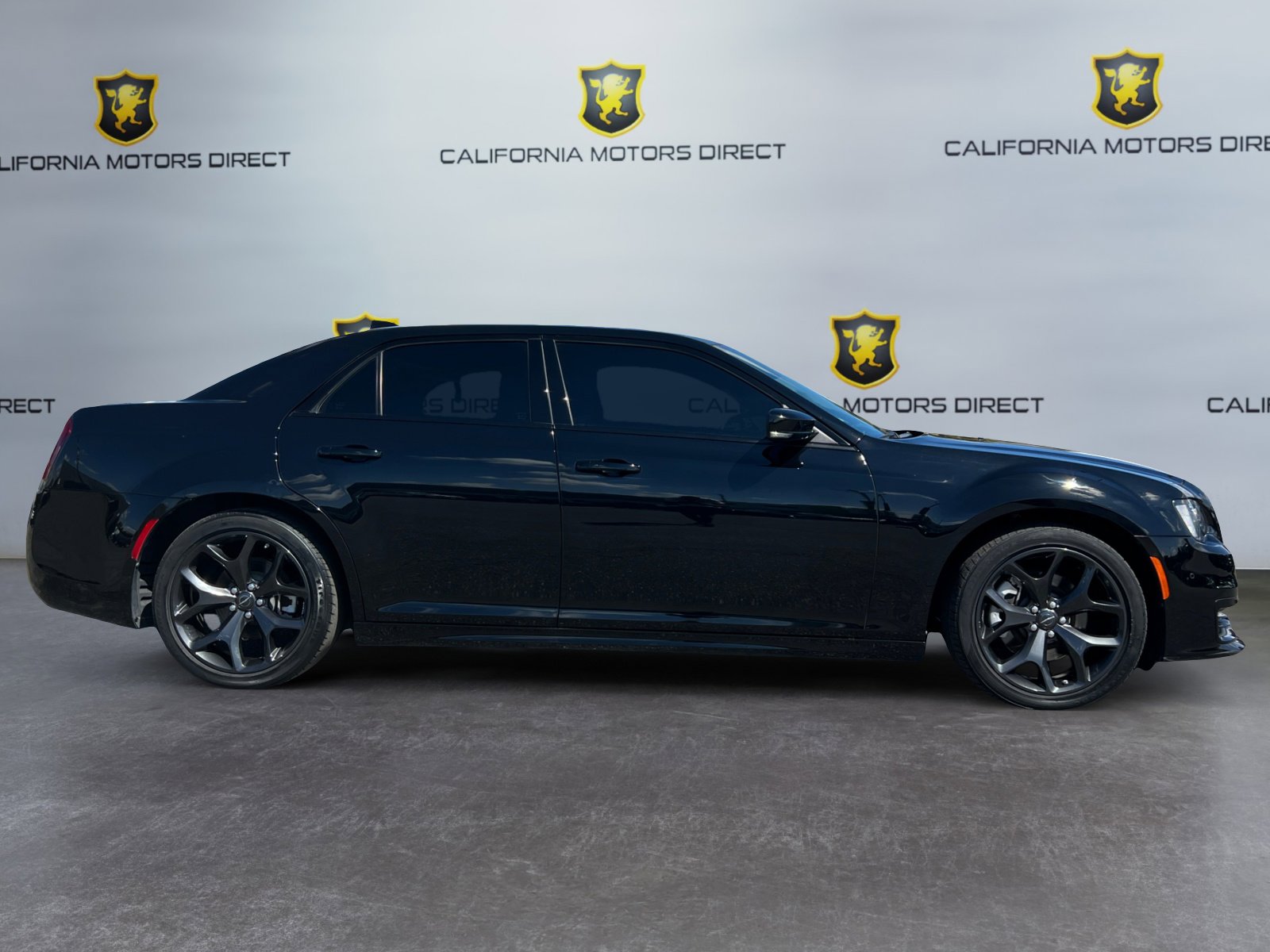 Used 2022 Chrysler 300 S w/ Safetytec Plus Group image 6