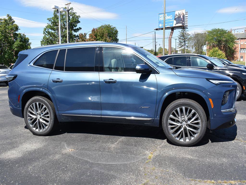 New 2026 Buick Enclave Avenir w/ Super Cruise Package image 4