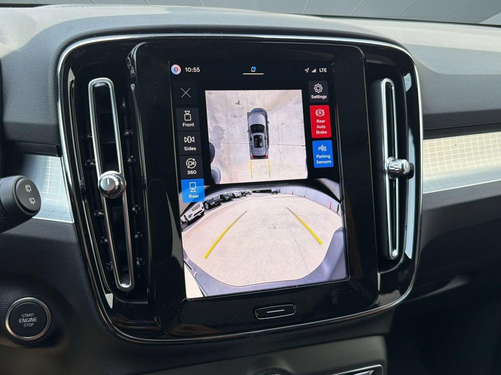 New 2026 Volvo XC40 B5 Ultra w/ Protection Package Premier AWD/4WD image 18