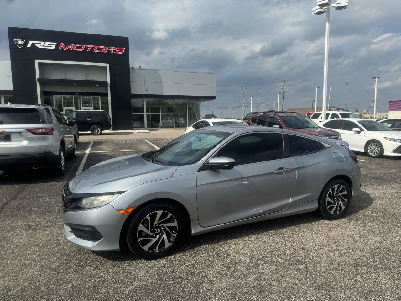 Used 2016 Honda Civic LX-P image 3