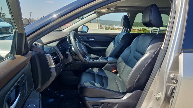 Used 2023 Nissan Rogue SL w/ SL Premium Package FWD image 20