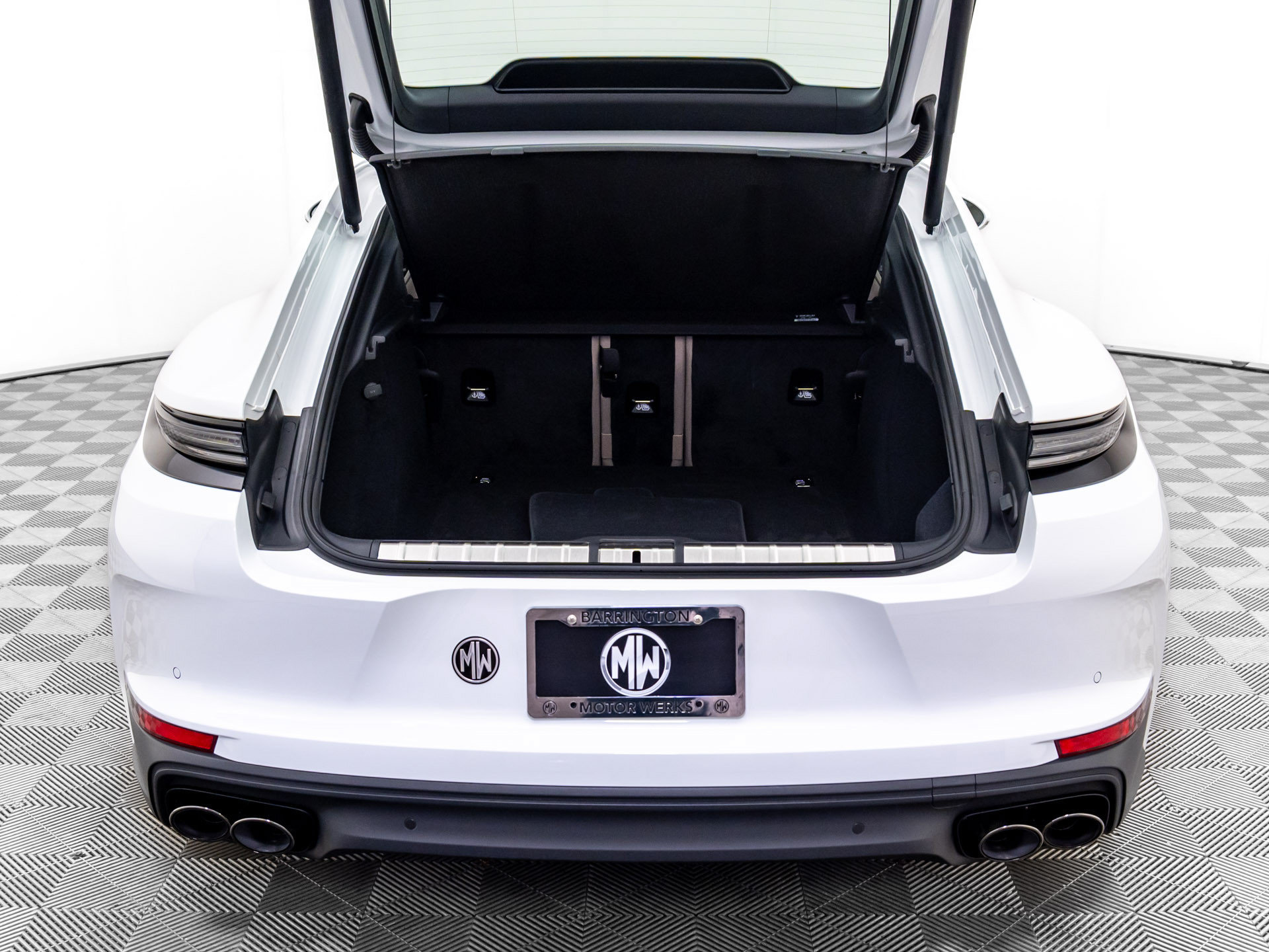 New 2026 Porsche Panamera 4 AWD/4WD image 30