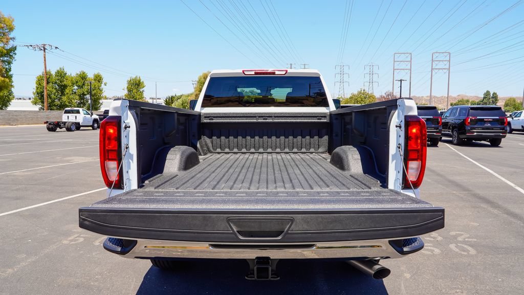 New 2026 GMC Sierra 2500 Pro w/ Convenience Package AWD/4WD image 10