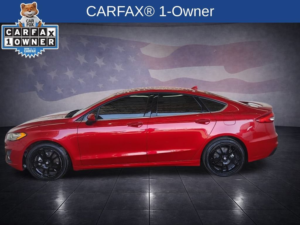 Used 2020 Ford Fusion SE w/ Equipment Group 151A FWD image 2