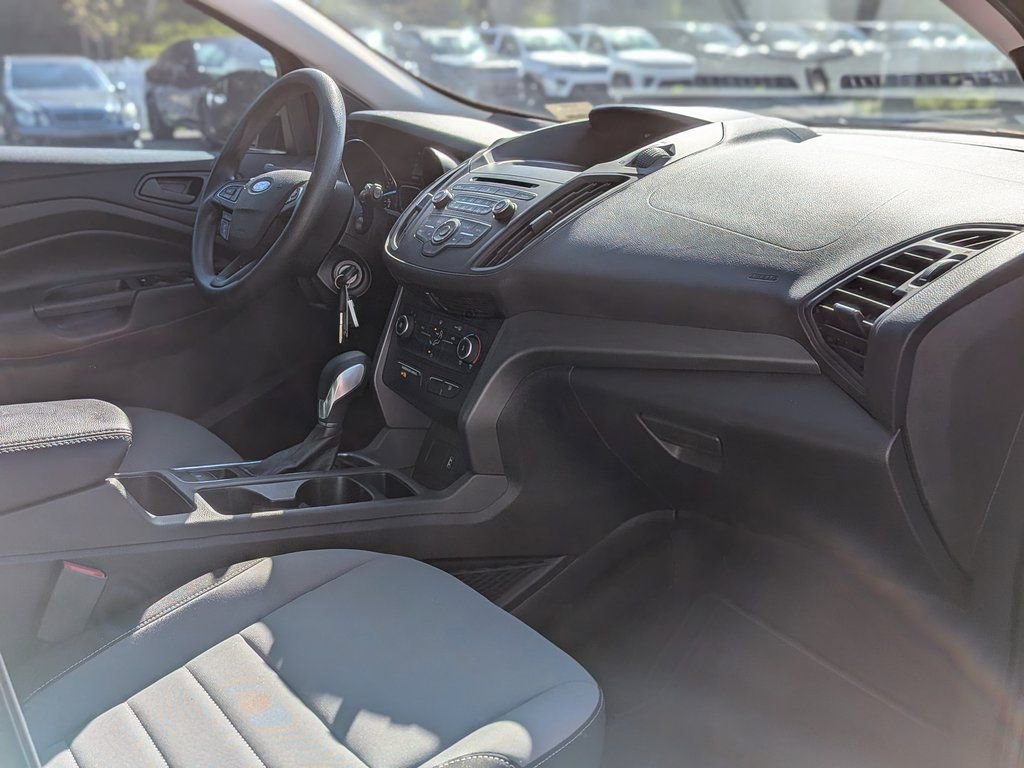 Used 2018 Ford Escape S image 15