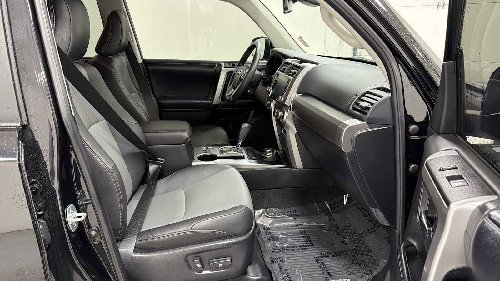 Certified 2020 Toyota 4Runner SR5 Premium image 29