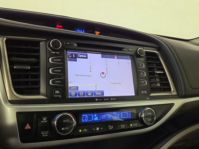 Used 2018 Toyota Highlander Limited Platinum AWD/4WD image 18