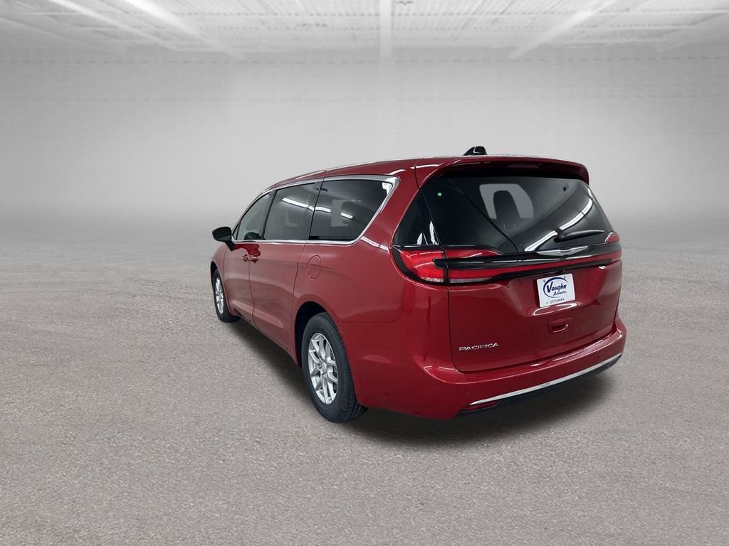 New 2026 Chrysler Pacifica Select image 7