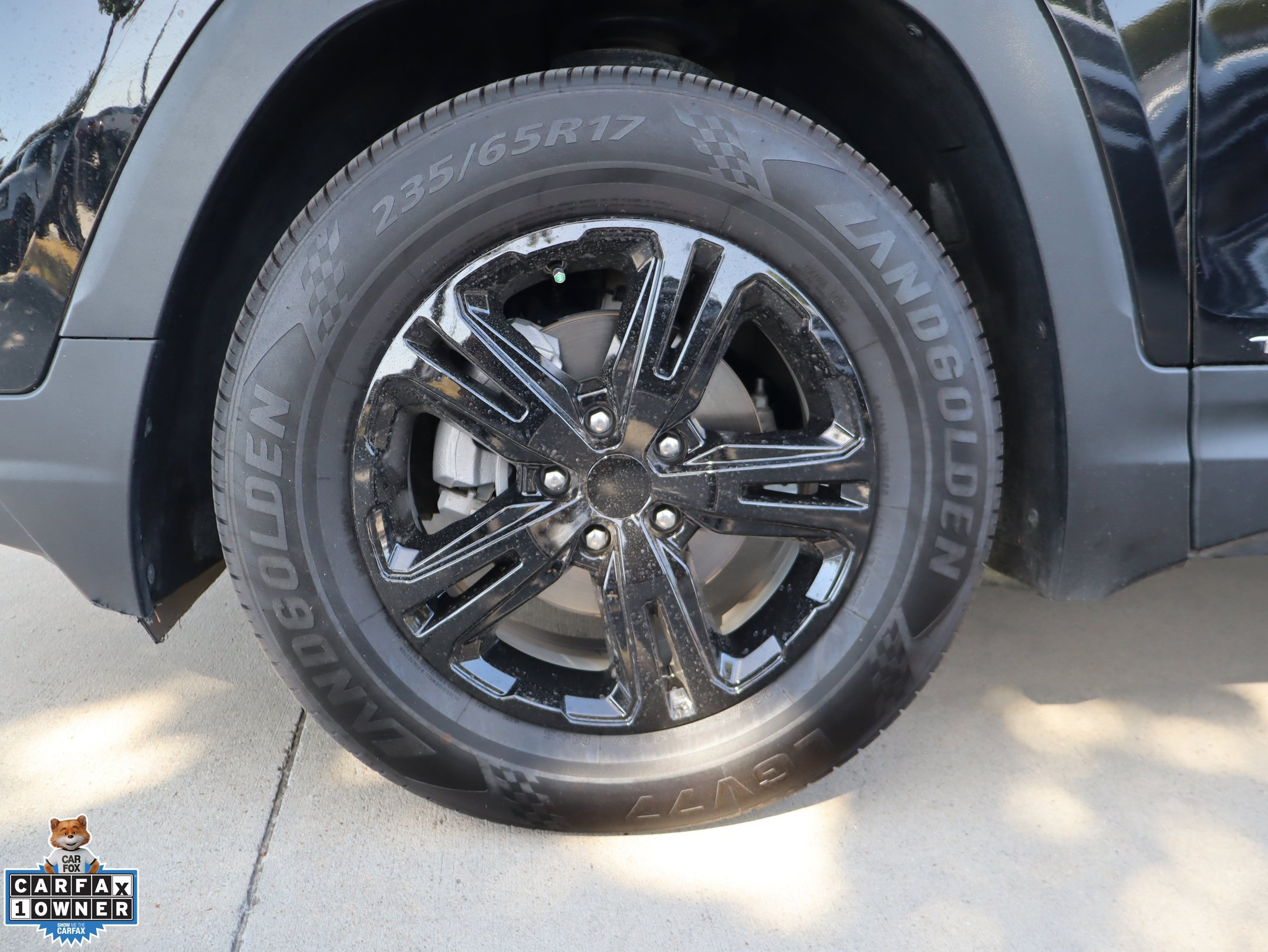 Used 2024 GMC Terrain SLE AWD/4WD image 12