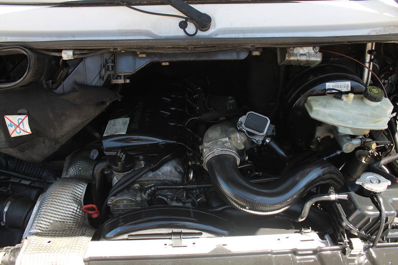 Used 2006 Dodge Sprinter 3500 w/ PWR Convenience Group RWD image 11