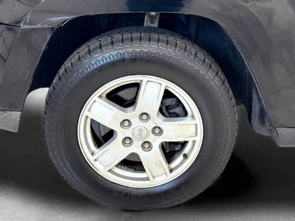 Used 2007 Jeep Grand Cherokee Laredo RWD image 29