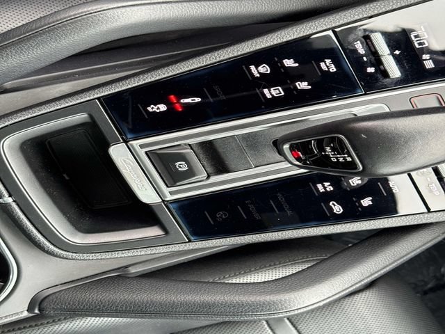 Used 2019 Porsche Cayenne S AWD/4WD image 23