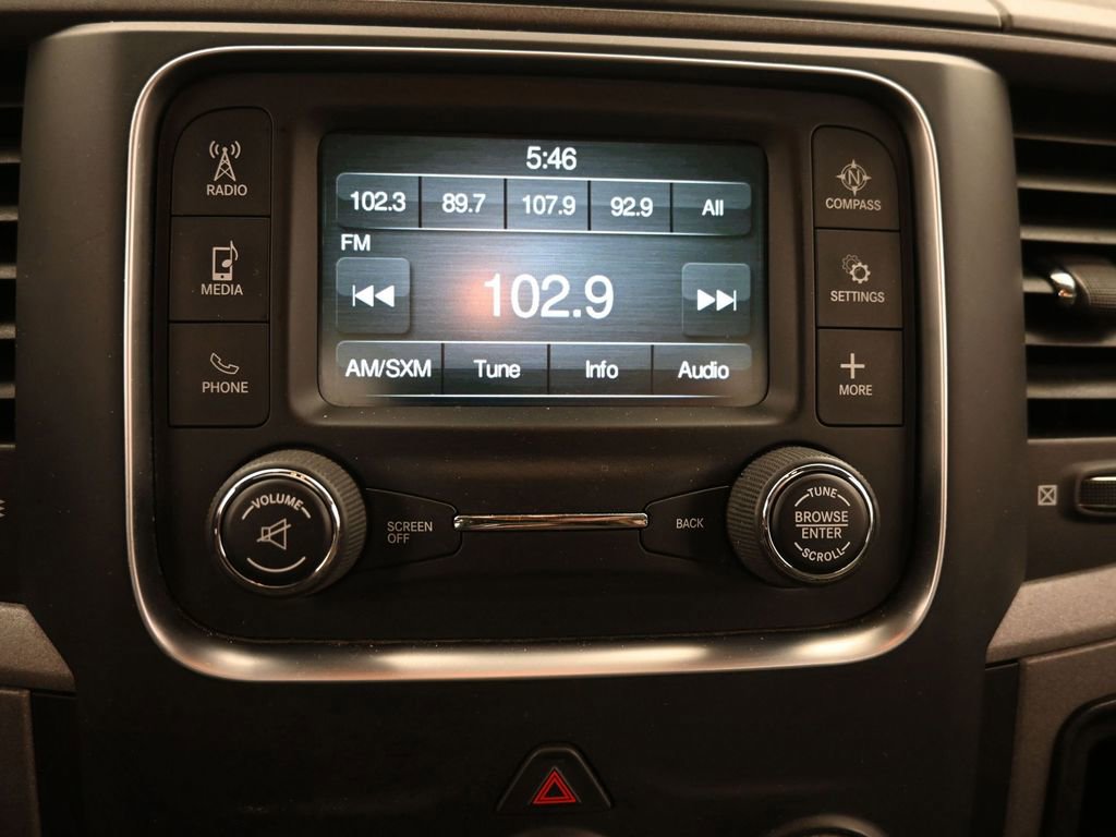 Used 2016 RAM 1500 Express RWD image 19
