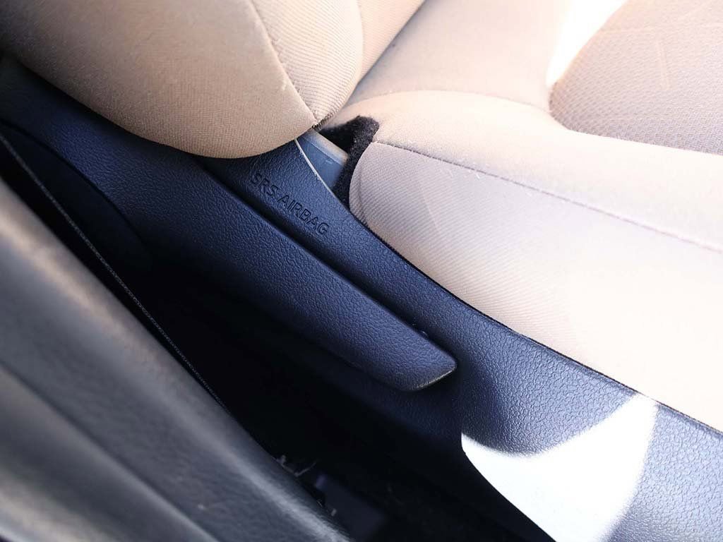 Used 2019 Toyota RAV4 XLE w/ Convenience Package FWD image 29