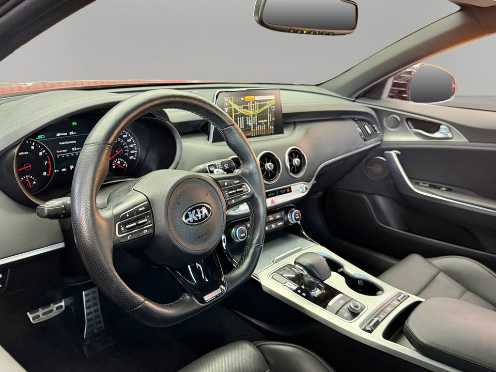 Used 2018 Kia Stinger GT2 AWD/4WD image 16
