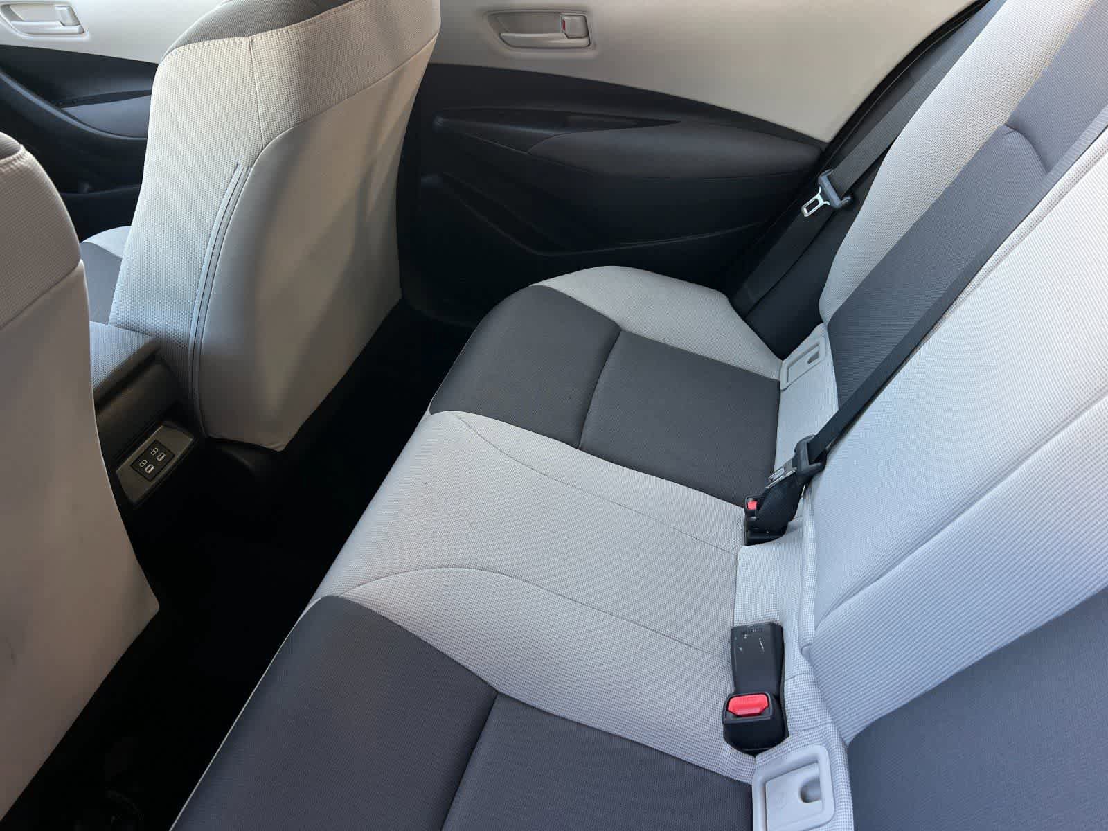 Used 2026 Toyota Corolla LE image 5