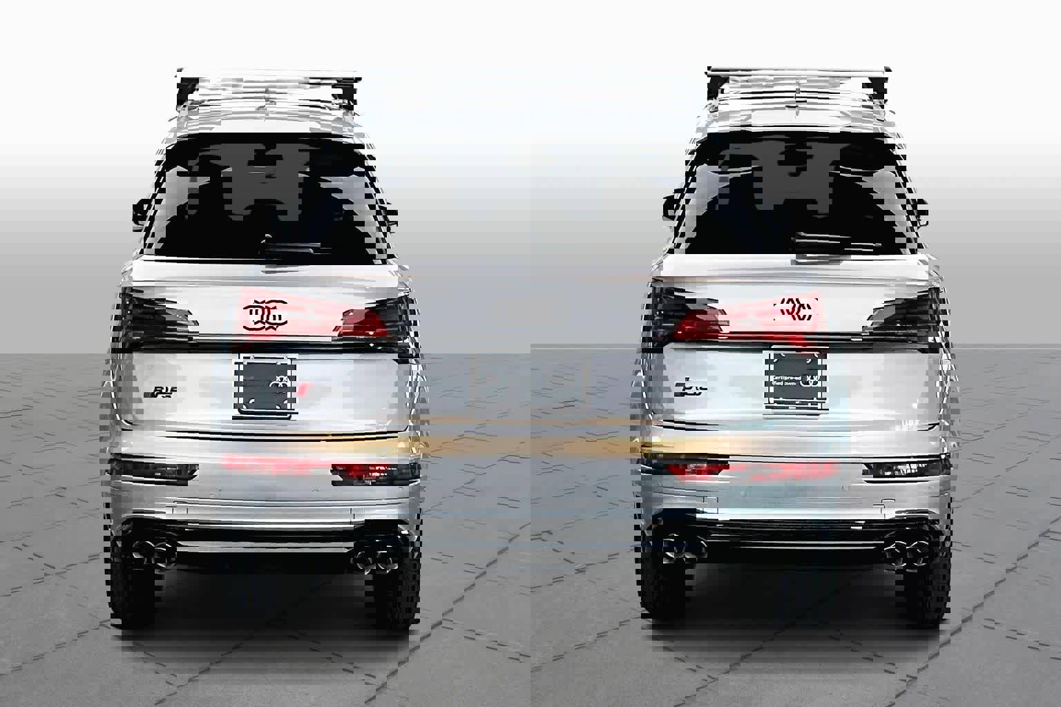 Certified 2025 Audi SQ5 Premium Plus w/ Premium Plus Package image 4