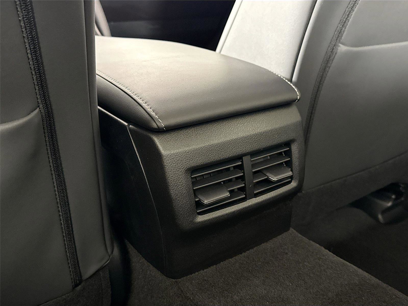 Used 2023 Lexus IS 350 F Sport image 37