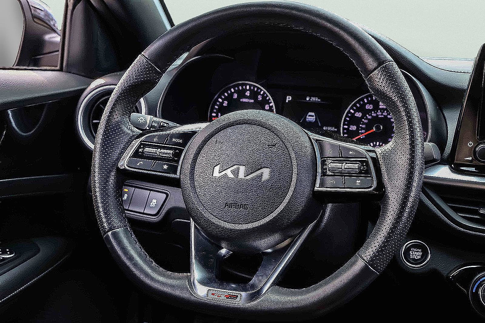 Certified 2023 Kia Forte GT-Line w/ GT-Line Technology Package image 10