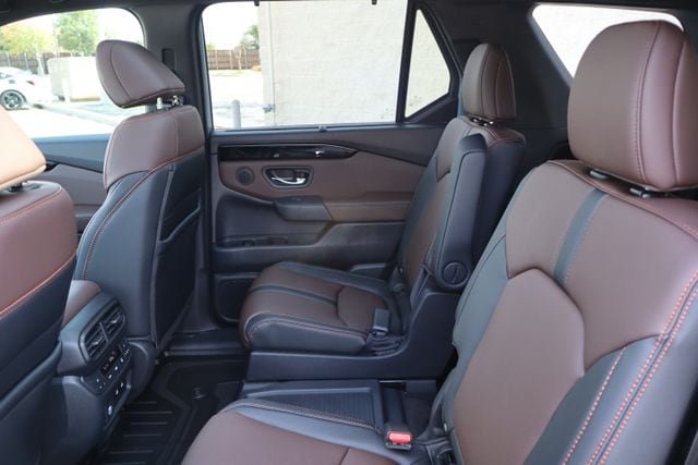 New 2026 Honda Pilot TrailSport image 6