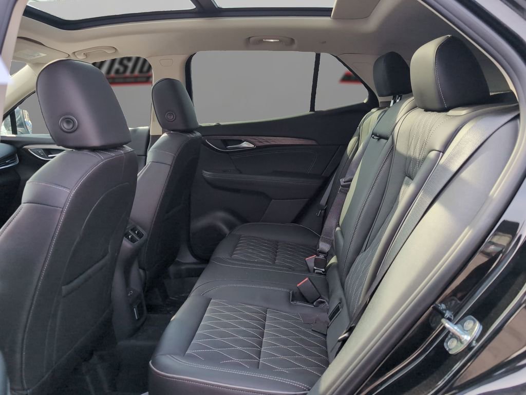 Used 2023 Buick Envision Avenir image 10