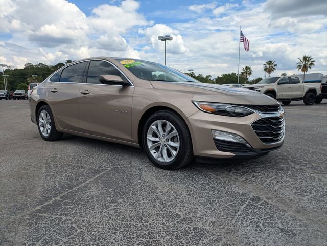 Used 2019 Chevrolet Malibu LT FWD image 2