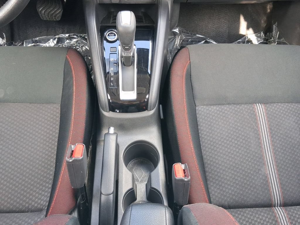 Certified 2025 Nissan Versa SR FWD image 5