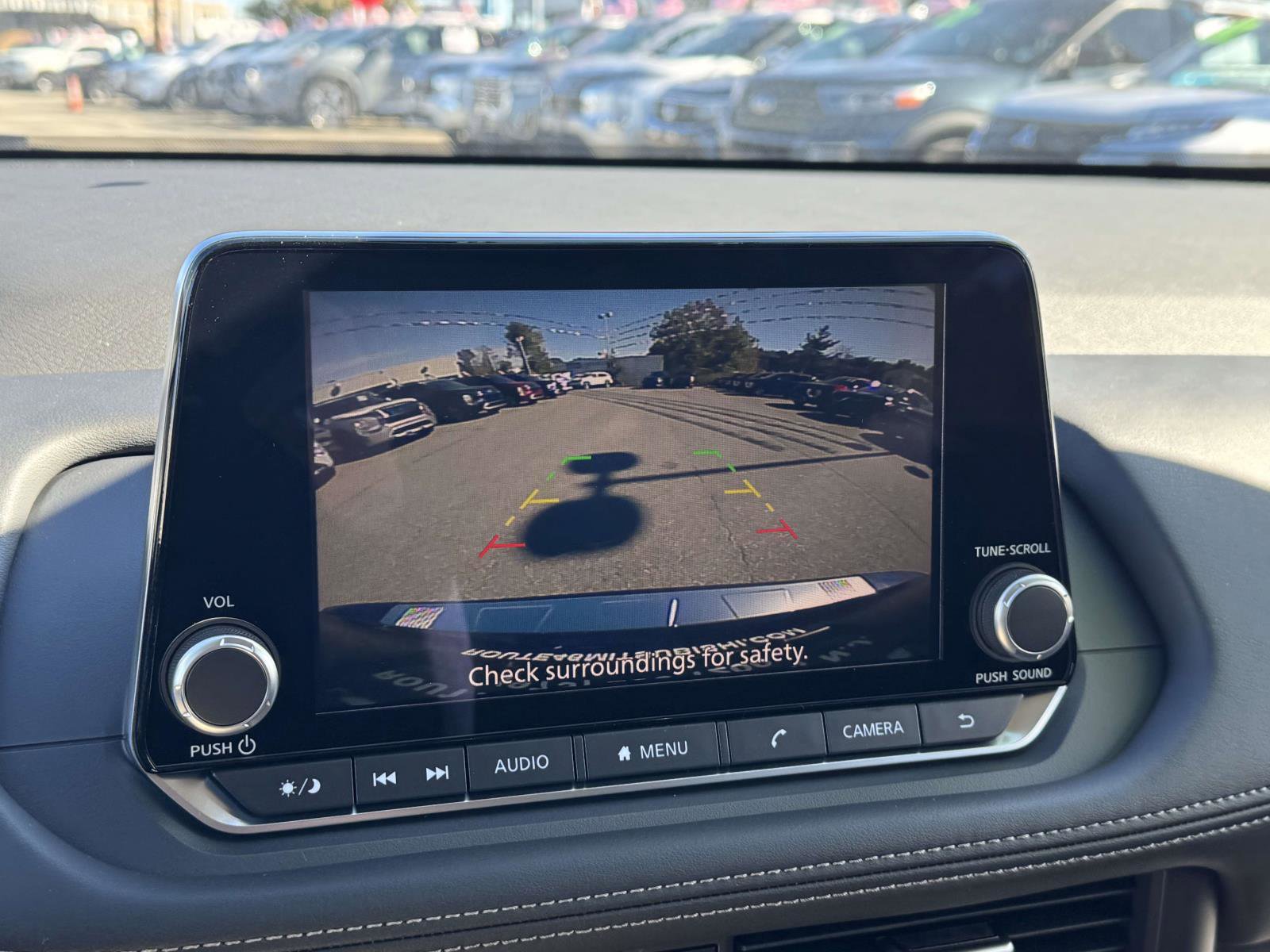 Used 2026 Nissan Rogue SV image 18