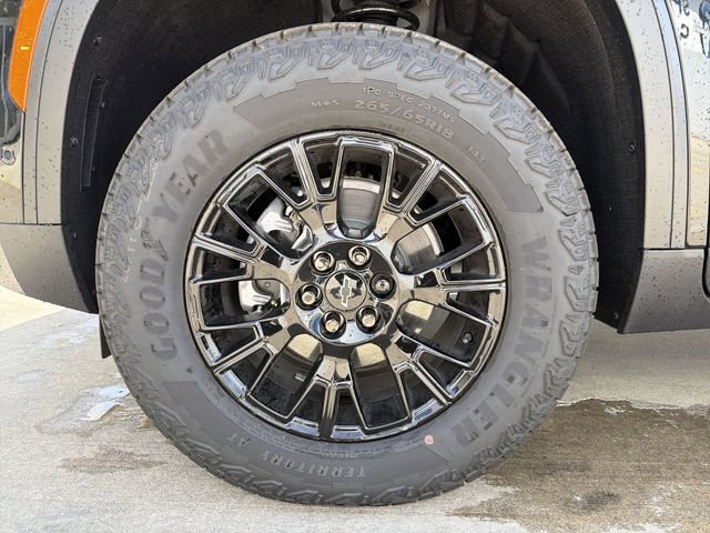 New 2026 Chevrolet Traverse Z71 w/ Enhanced Driving Package AWD/4WD image 11