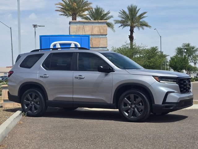 Certified 2025 Honda Pilot Sport image 2