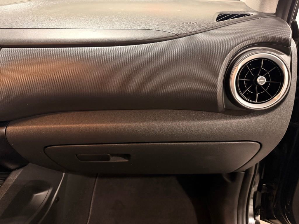 Used 2022 Hyundai Kona SEL w/ Cargo Package AWD/4WD image 27