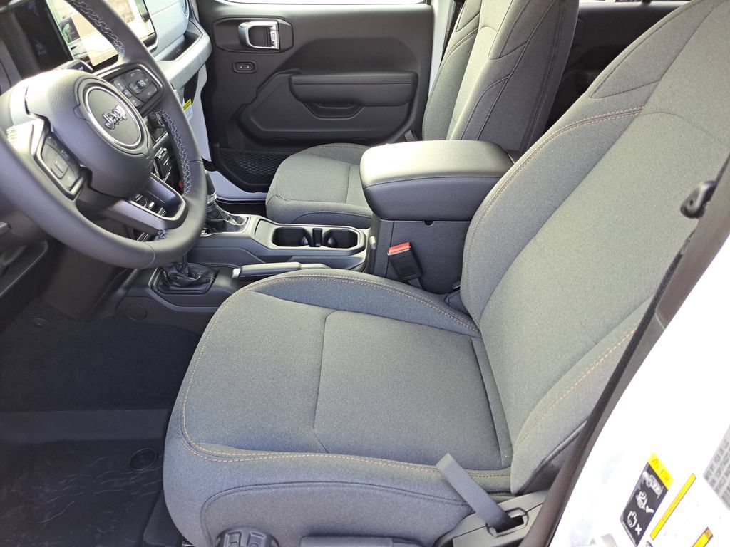 New 2026 Jeep Gladiator Sport AWD/4WD image 15