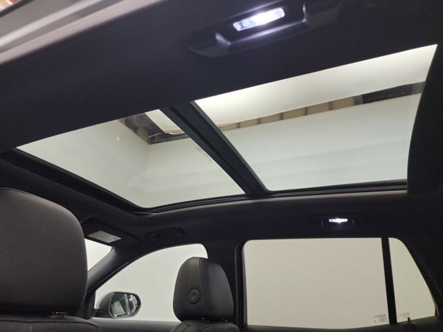 New 2026 GMC Terrain AT4 w/ Convenience Package III image 34