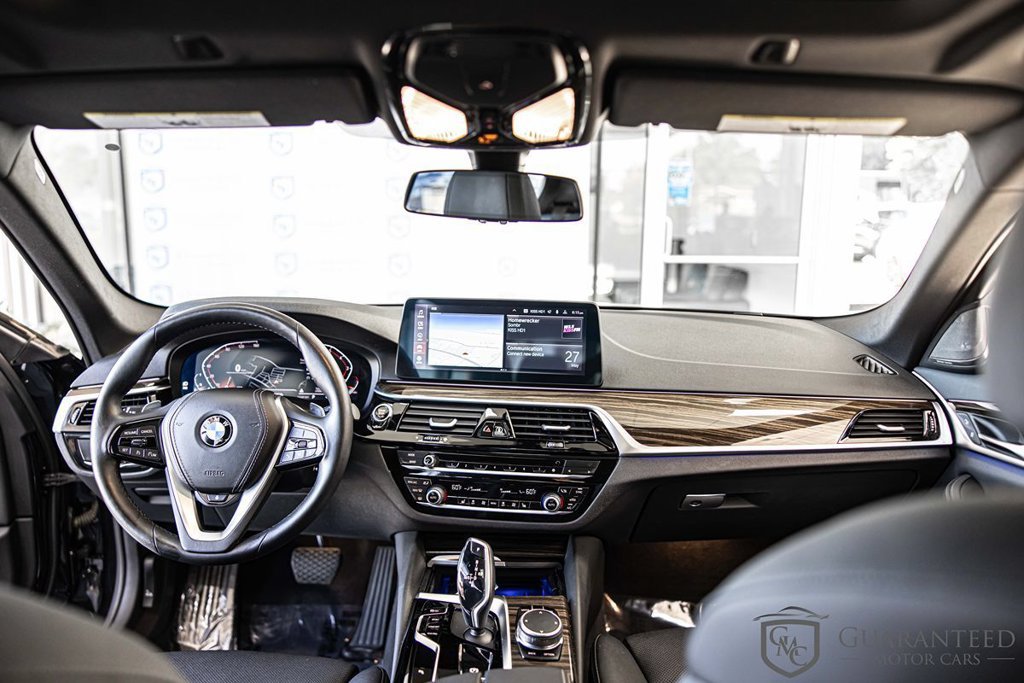 Used 2023 BMW 530i xDrive w/ Premium Package AWD/4WD image 39