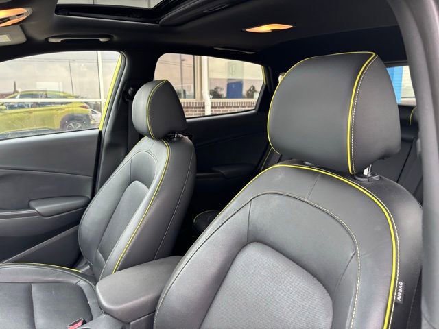 Used 2020 Hyundai Kona Limited image 12