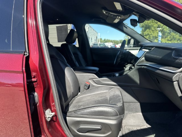 Used 2024 Jeep Grand Cherokee Altitude AWD/4WD image 27