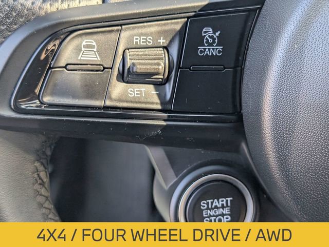Used 2024 Alfa Romeo Giulia Ti AWD/4WD image 19