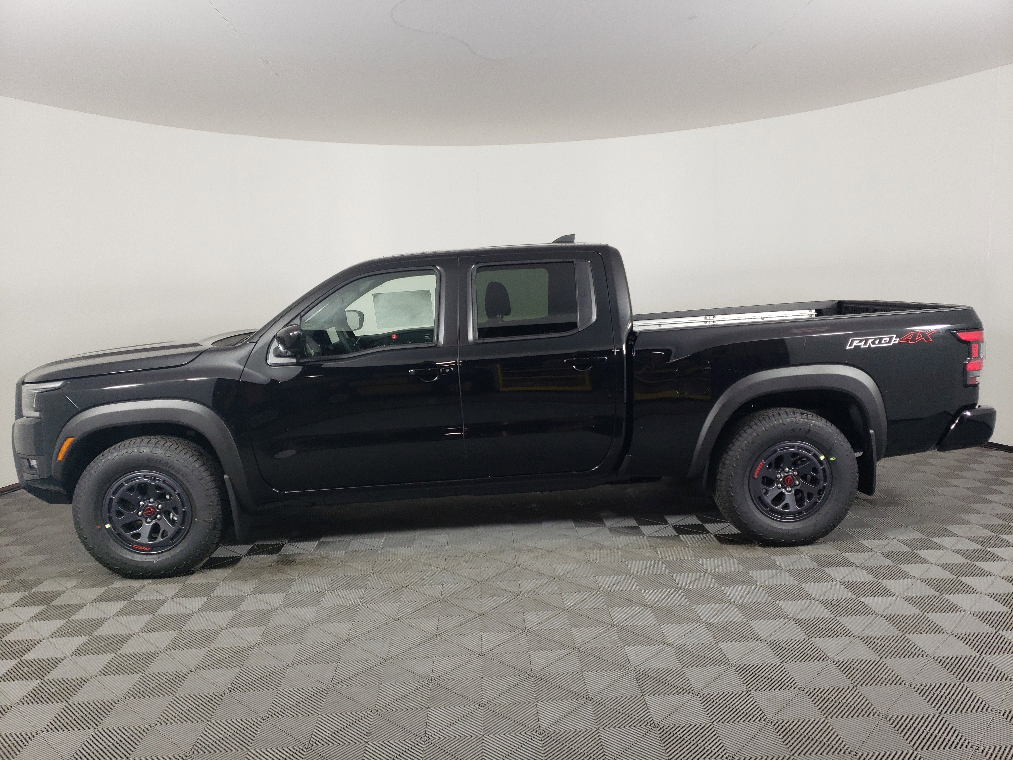 New 2026 Nissan Frontier PRO-4X image 5