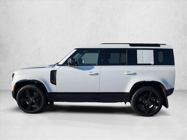 Used 2025 Land Rover Defender 110 X-Dynamic SE AWD/4WD image 8
