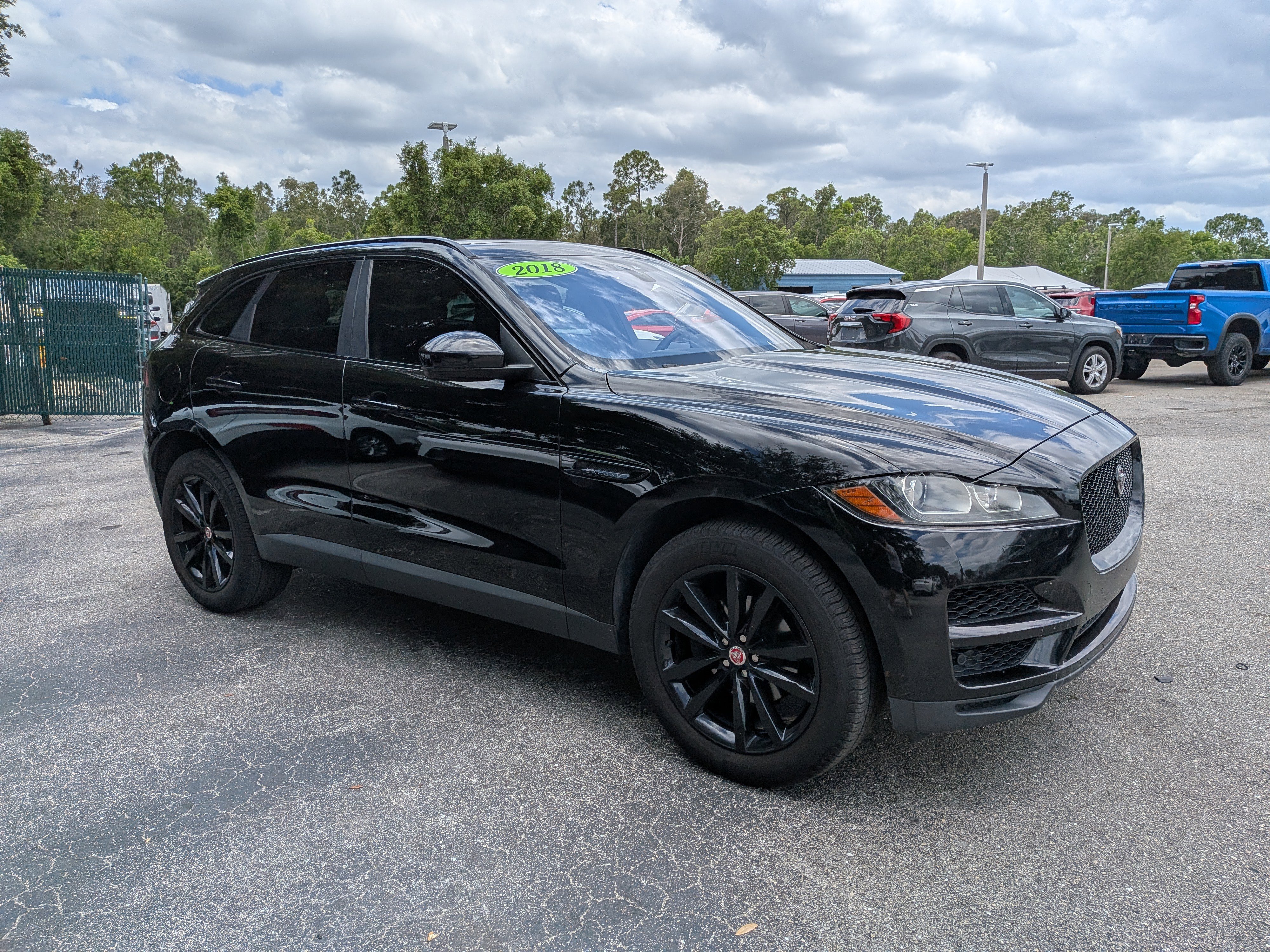 Used 2018 Jaguar F-PACE Prestige AWD/4WD image 2