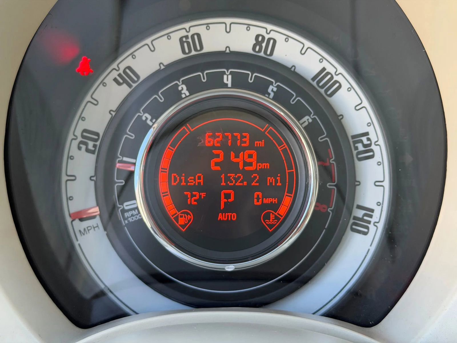 Used 2015 FIAT 500 Pop image 26