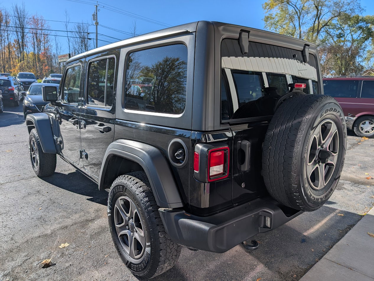 Used 2018 Jeep Wrangler Unlimited Sport S image 10