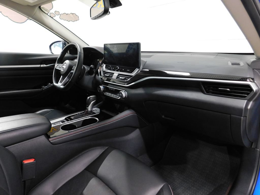 Used 2025 Nissan Altima 2.5 SR AWD/4WD image 68